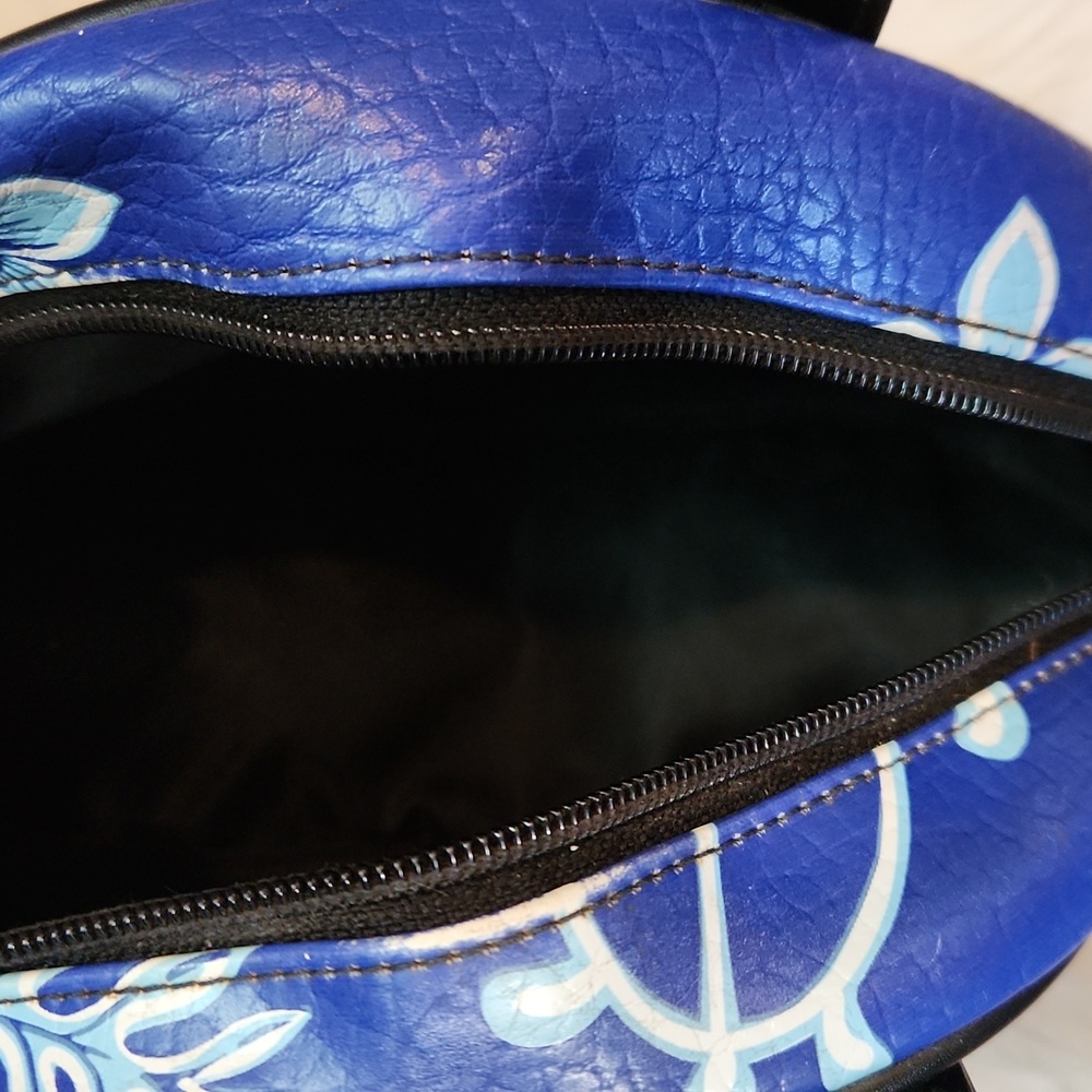 808 Honua Blue Floral Pattern Mini Zipped Handbag - Picture 4 of 7